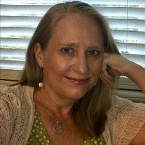 Meet your Posher, Cindy